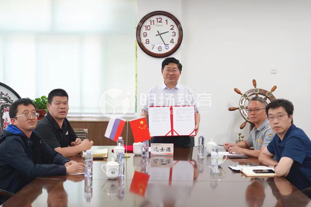 网页带标志模板78.jpg